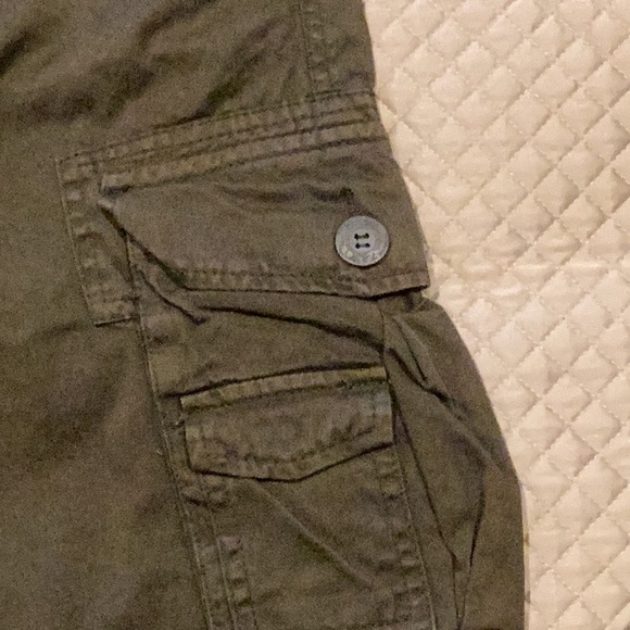 Lot of 3 cargo shorts - Picture 6 of 7